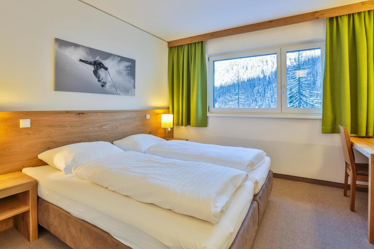 Lizum 1600 | Kompetenzzentrum Snowsport Tirol Hotel Axamer Lizum Room photo